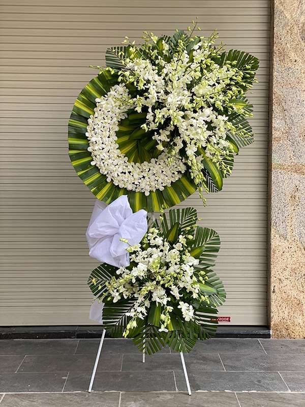 Vòng Hoa Chia Buồn – CB004 | Thành Kính Tiễn Biệt