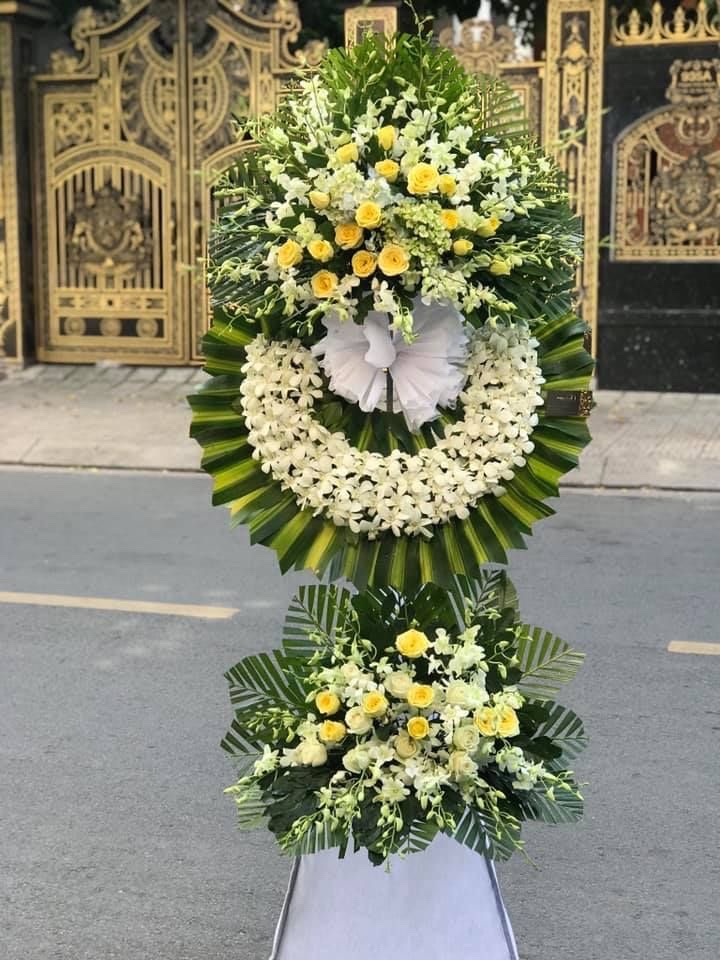 Vòng Hoa Chia Buồn – CB005 | Chia Buồn Sâu Sắc