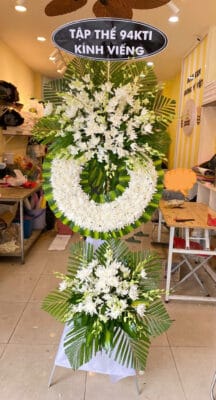 vòng hoa tang lễ bình tân hồ chí minh