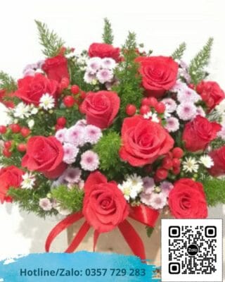 hộp hoa hồng tươi chúc mừng sinh nhật đối tác